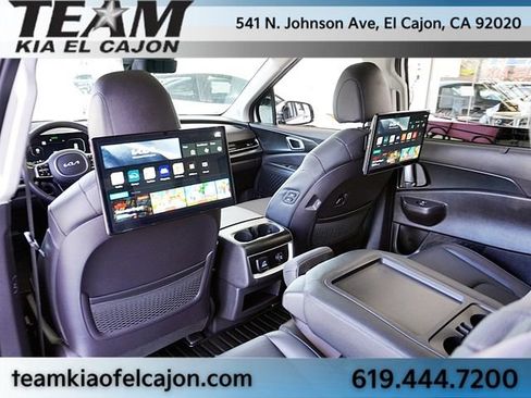 Certified 2025 Kia Carnival SX Prestige FWD image 19