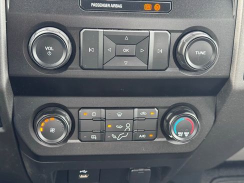 Used 2020 Ford F250 XL w/ Power Equipment Group AWD/4WD image 11