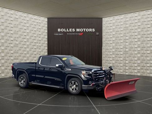 Used 2020 GMC Sierra 1500 SLE w/ SLE Value Package image 8