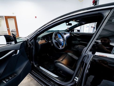 Used 2019 Tesla Model S AWD image 33