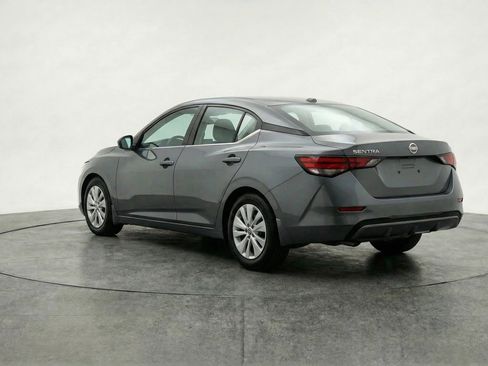 Used 2025 Nissan Sentra S image 6