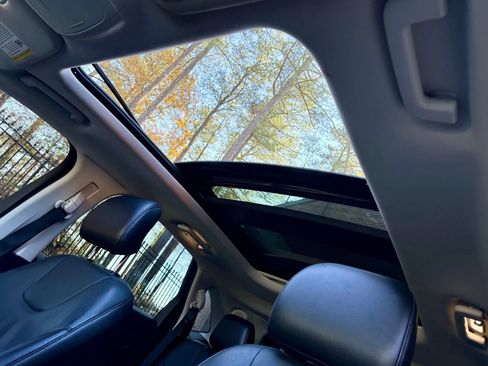 Used 2015 Ford Edge Titanium w/ Equipment Group 302A image 18