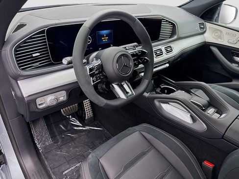 New 2026 Mercedes-Benz GLE 53 AMG 4MATIC Coupe image 9