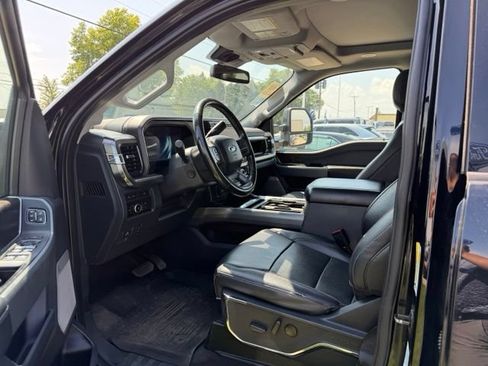 Used 2023 Ford F250 Lariat w/ Lariat Ultimate Package AWD/4WD image 13