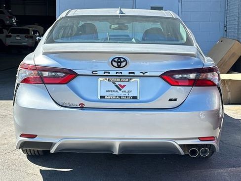 Used 2024 Toyota Camry SE w/ Convenience Package FWD image 5