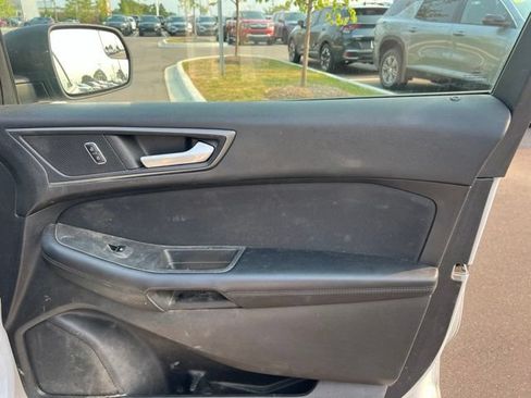 Used 2015 Ford Edge SE AWD/4WD image 10