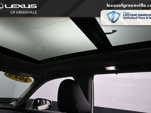 Used 2025 Toyota Grand Highlander AWD image 25