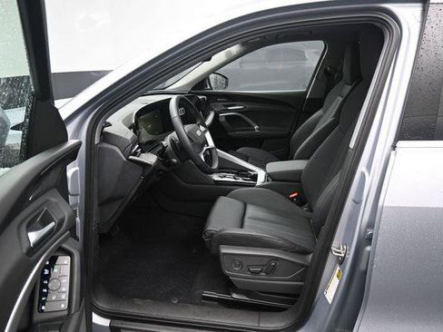 Used 2025 Audi Q5 Premium Plus AWD/4WD image 9