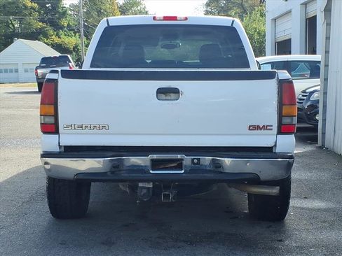Used 2006 GMC Sierra 1500 SLT w/ Onstar Plus Package image 4