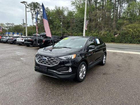 Used 2024 Ford Edge Titanium image 12