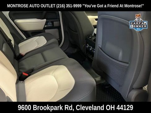 Used 2024 Land Rover Defender 130 X-Dynamic SE image 36