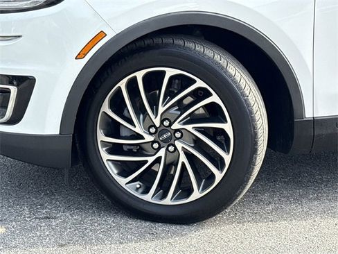 Used 2020 Lincoln Nautilus Reserve w/ Cargo Utility Package image 40