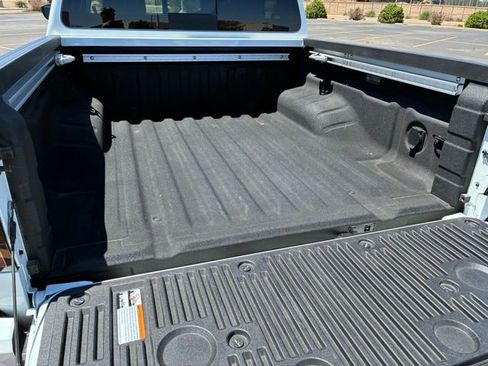 Certified 2025 Nissan Frontier SV w/ SV Convenience Package AWD/4WD image 19