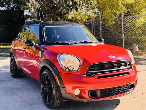 Used 2015 MINI Cooper Countryman S image 2
