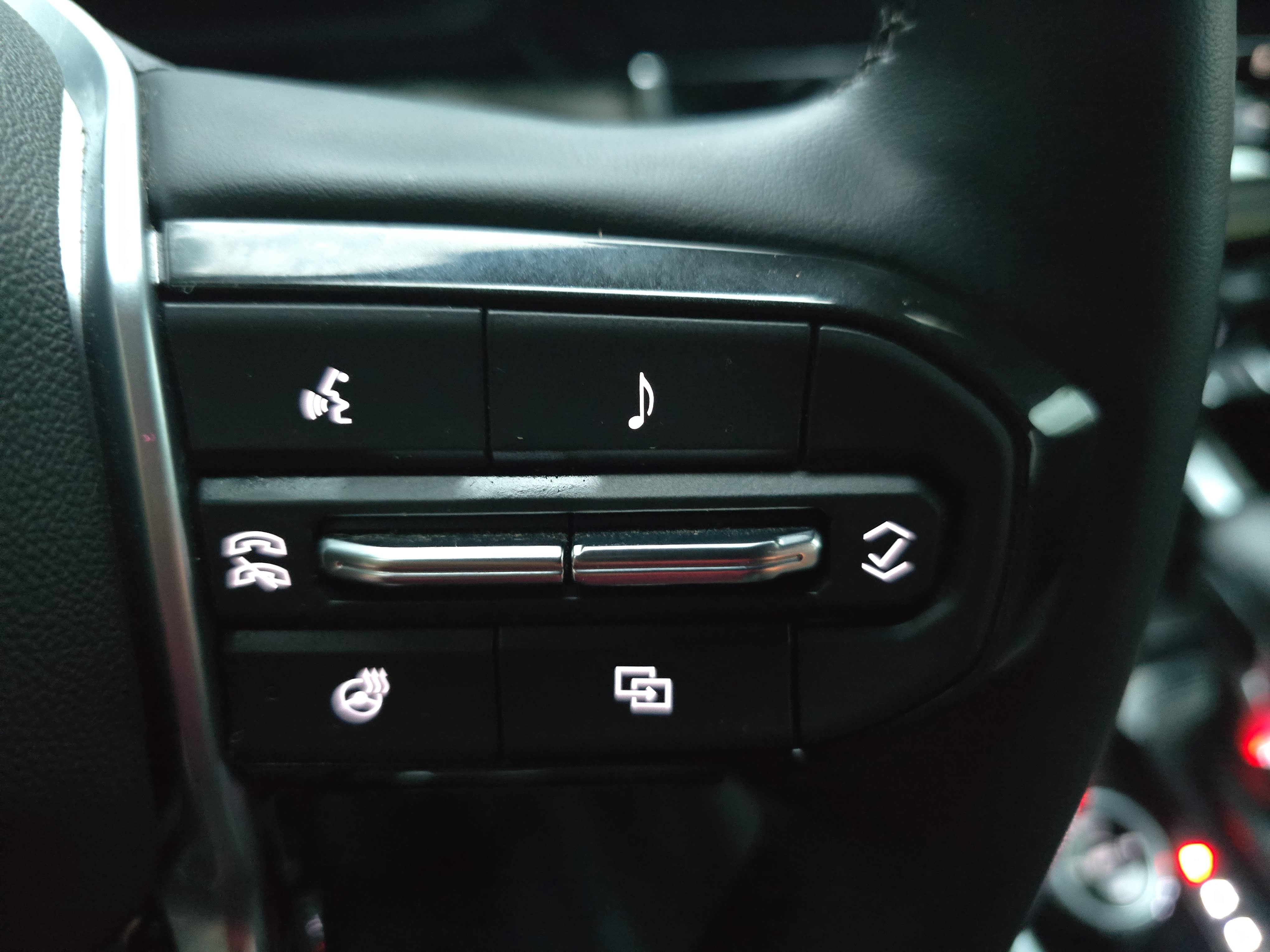 Used 2023 Chevrolet Colorado ZR2 w/ ZR2 Convenience Package III AWD/4WD image 16