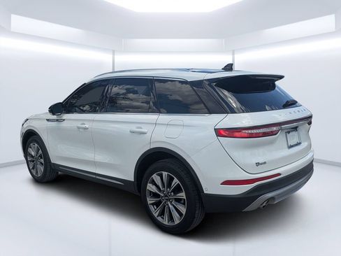 Used 2022 Lincoln Corsair Reserve w/ Elements Package FWD image 5