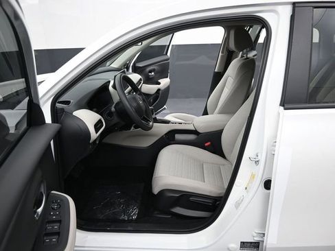 New 2026 Honda HR-V LX image 6