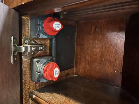 Used 2012 Chevrolet Express 1500 image 32