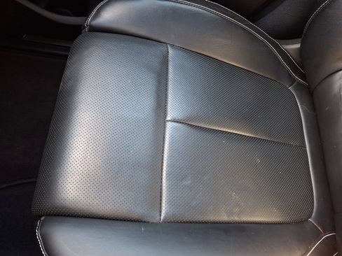 Used 2022 Jeep Grand Cherokee Overland w/ Advanced Protech Group III image 26