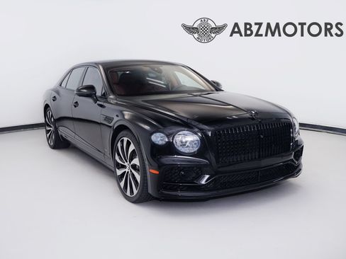 Used 2022 Bentley Flying Spur Plug-In Hybrid AWD/4WD image 1