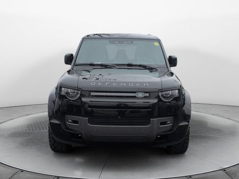 Used 2025 Land Rover Defender 130 Outbound image 2