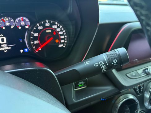 Used 2019 Chevrolet Camaro SS RWD image 22