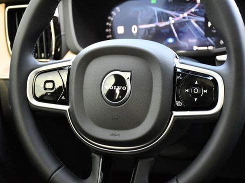 New 2026 Volvo XC60 B5 Ultra w/ Protection Package Premier AWD/4WD image 20