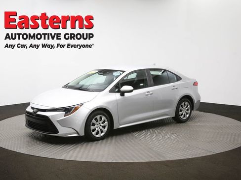 Used 2023 Toyota Corolla LE FWD image 55
