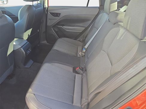 Used 2024 Subaru Crosstrek 2.0i Premium image 16