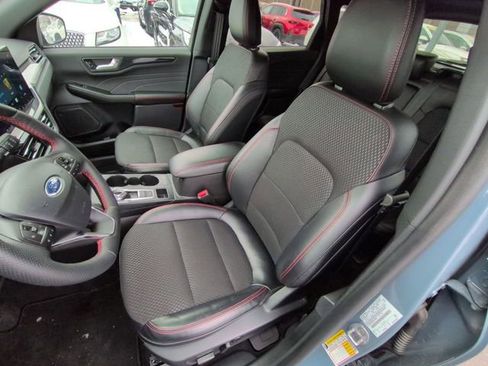 Used 2025 Ford Escape ST-Line Elite w/ Tech Pack #1 image 8