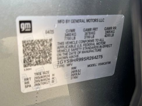 Used 2025 Cadillac Escalade V image 32