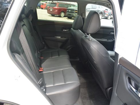 Used 2023 Nissan Rogue SL AWD/4WD image 21