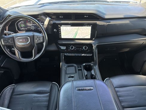 Used 2024 GMC Sierra 2500 AT4X image 29