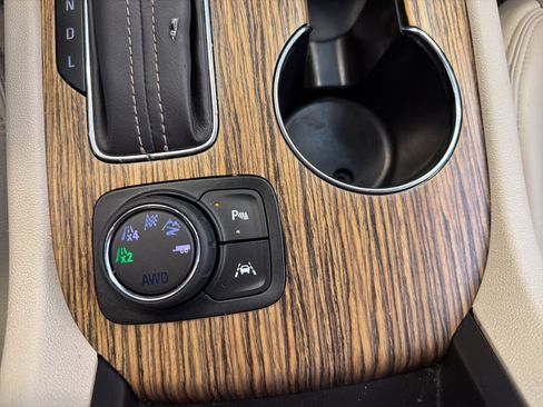 Used 2019 GMC Acadia Denali w/ Technology Package image 29