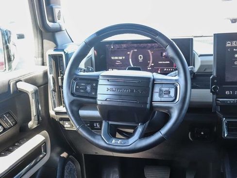 Used 2026 GMC Hummer EV SUV AWD/4WD image 17
