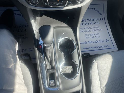 Used 2023 Chevrolet Equinox LS w/ Driver Confidence II Package image 25