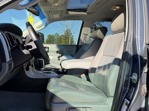 Used 2008 Toyota Sequoia Limited image 37