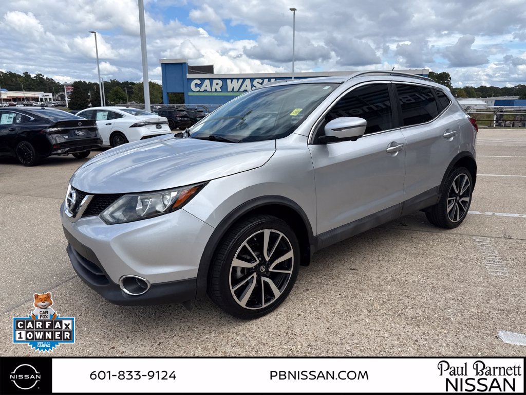 Used 2017 Nissan Rogue Sport SL FWD image 2