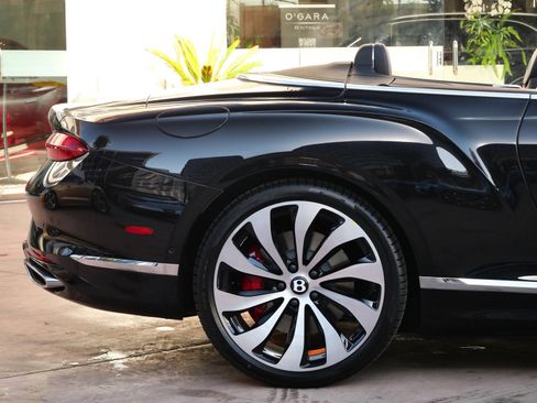 New 2026 Bentley Continental GTC image 10