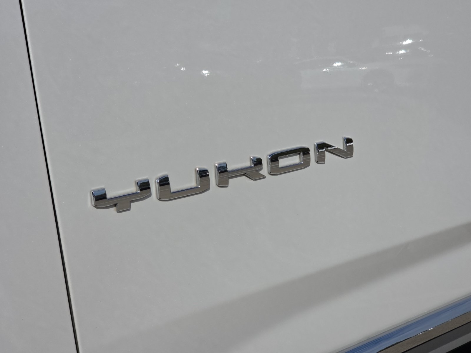 Used 2023 GMC Yukon SLT w/ SLT Premium Package RWD image 24