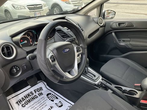 Used 2019 Ford Fiesta SE image 17