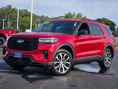 Certified 2025 Ford Explorer ST-Line AWD/4WD image 1