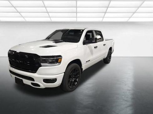 Used 2024 RAM 1500 Laramie AWD/4WD image 9