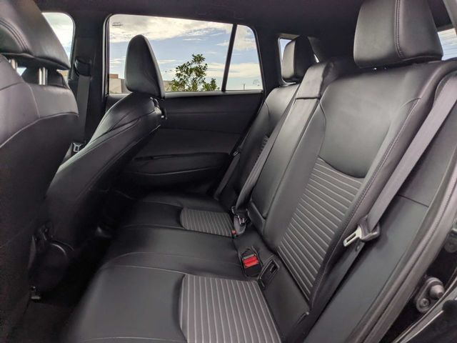 Used 2024 Toyota Corolla Cross AWD Hybrid w/ Convenience Package image 14