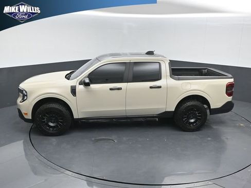 Used 2025 Ford Maverick XLT w/ XLT Luxury Package AWD/4WD image 12
