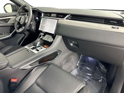 Certified 2026 Jaguar F-PACE R-Dynamic S AWD/4WD image 27