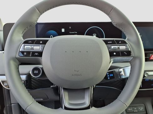 Used 2025 Hyundai Ioniq 5 SE image 19