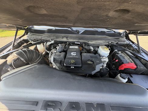 Used 2021 RAM 2500 Tradesman AWD/4WD image 13