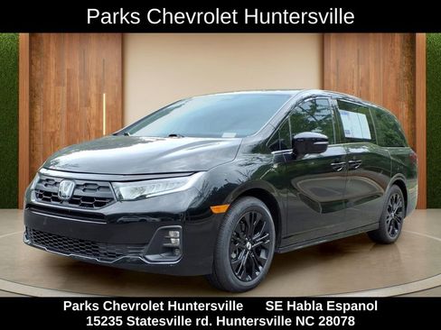 Used 2025 Honda Odyssey Sport-L image 27