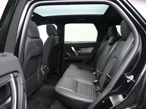 Used 2025 Land Rover Discovery Sport Dynamic SE AWD/4WD image 25
